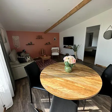 Le Clos De Sur Odon, Un Havre De Paix. Ferienhaus Baron-sur-Odon