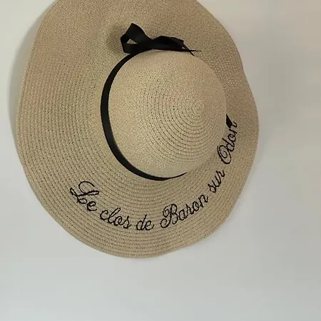 Le Clos De Sur Odon, Un Havre De Paix. * Baron-sur-Odon