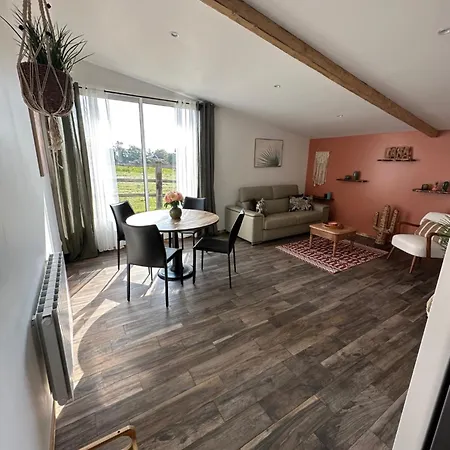 Сasa de vacaciones Le Clos De Sur Odon, Un Havre De Paix. *