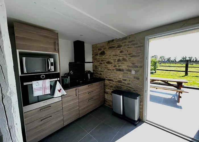 Semesterbostad Le Clos De Sur Odon, Un Havre De Paix. *