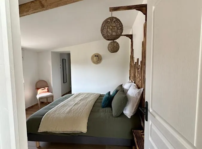 Le Clos De Sur Odon, Un Havre De Paix. * Baron-sur-Odon